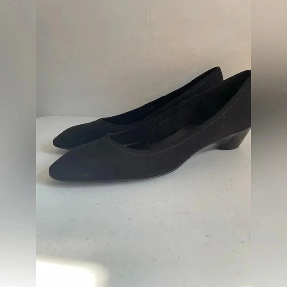 Ferragamo Nero Rain microfiber wedges size 8 EUC with Box! - Picture 4 of 11